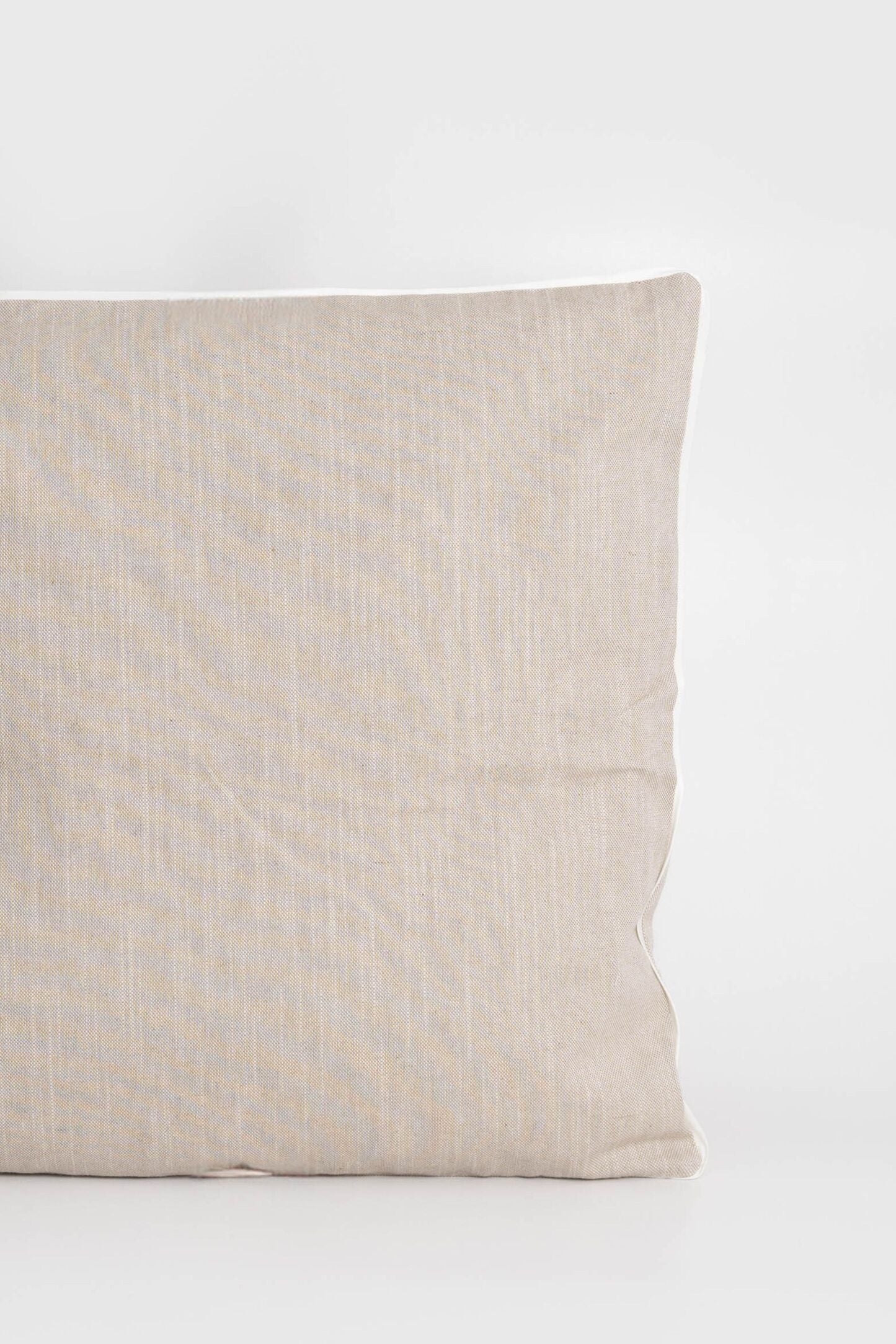 Cotton cushion cover with elegant white border detail, made from soft, durable fabric. Ideal for adding a minimalist and timeless design to your home decor.Made in Portugal.