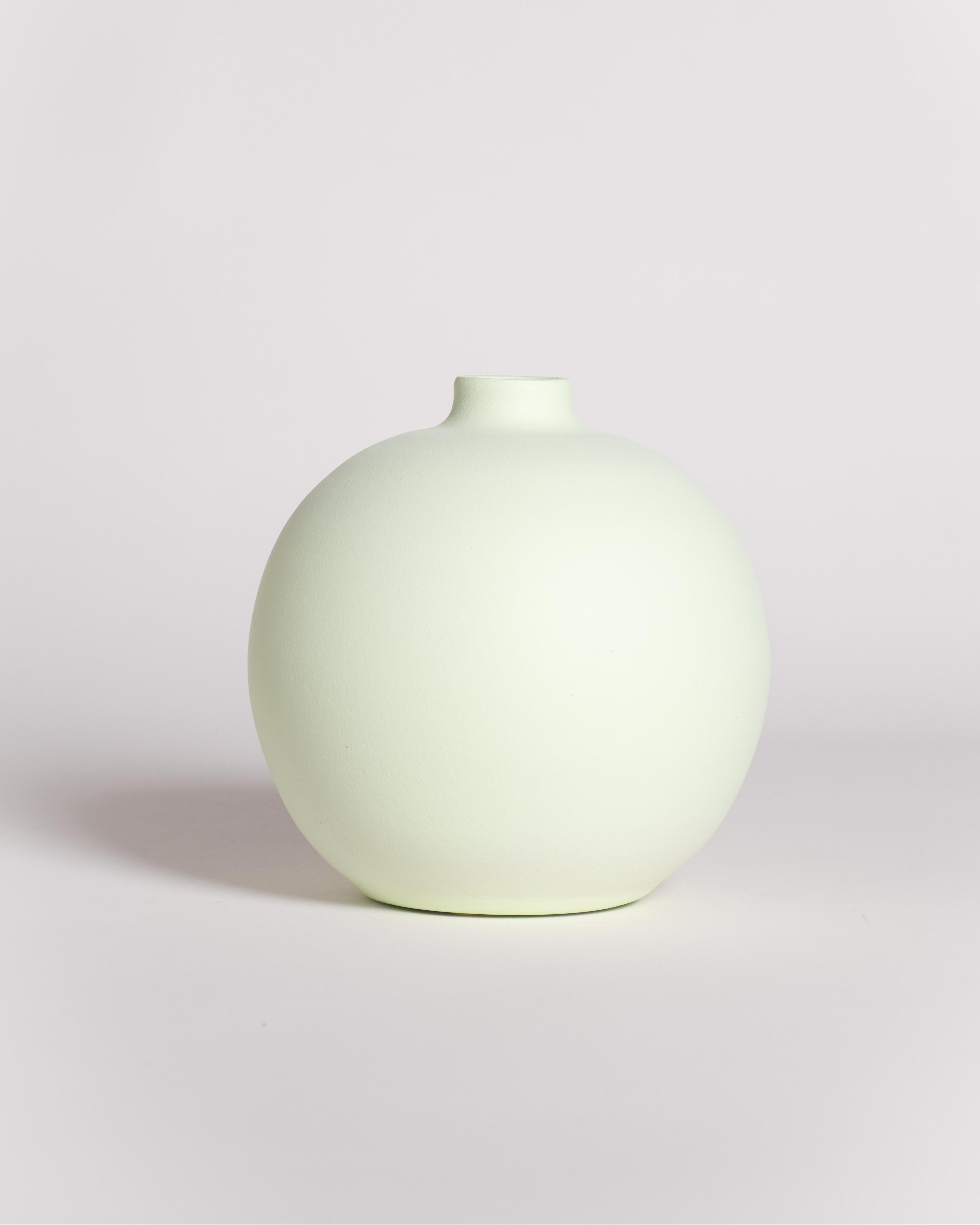 Blanc 03 - Decorative Vase
