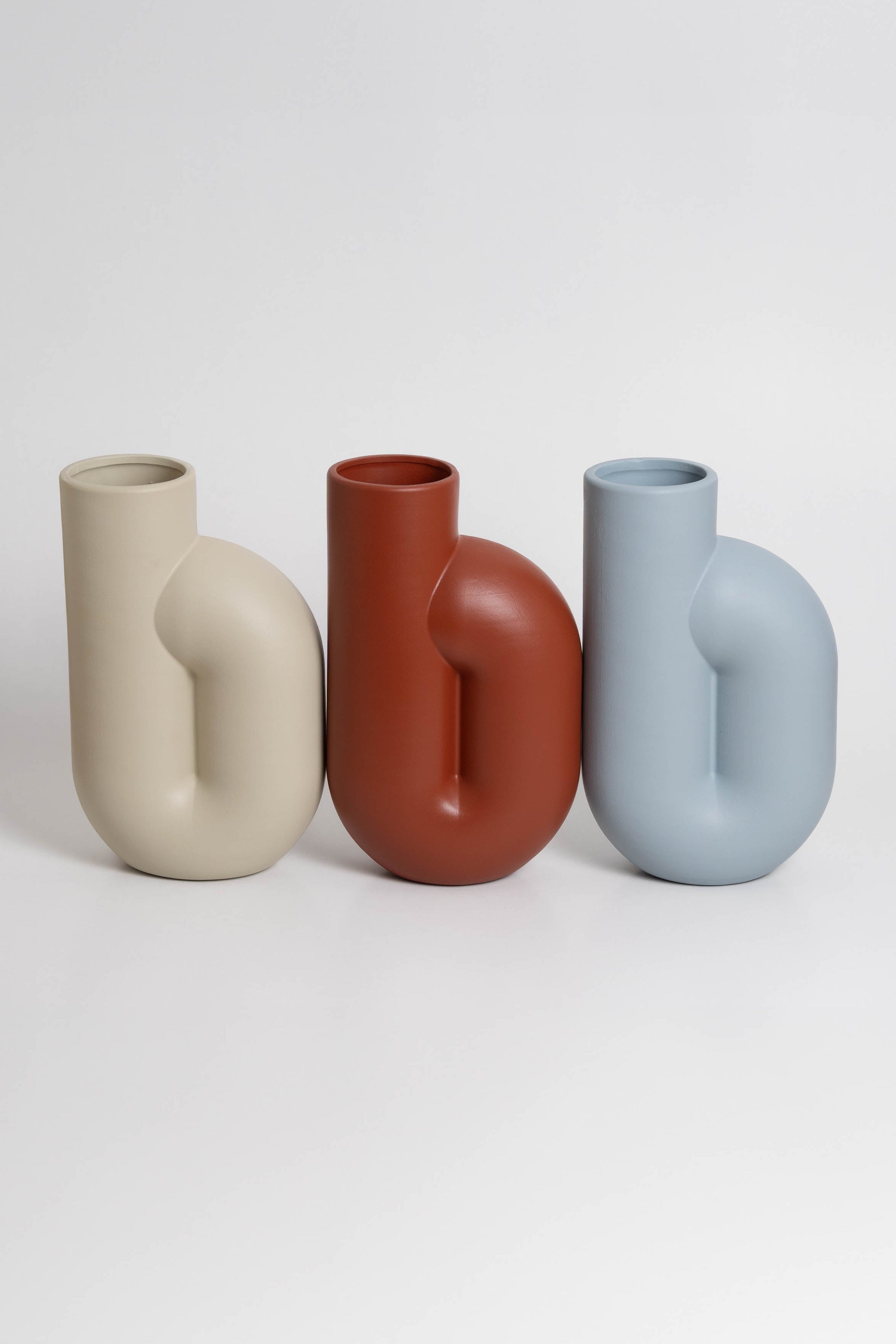 nono vase, handamde in portugal. Decorative vase perfect for flowers.