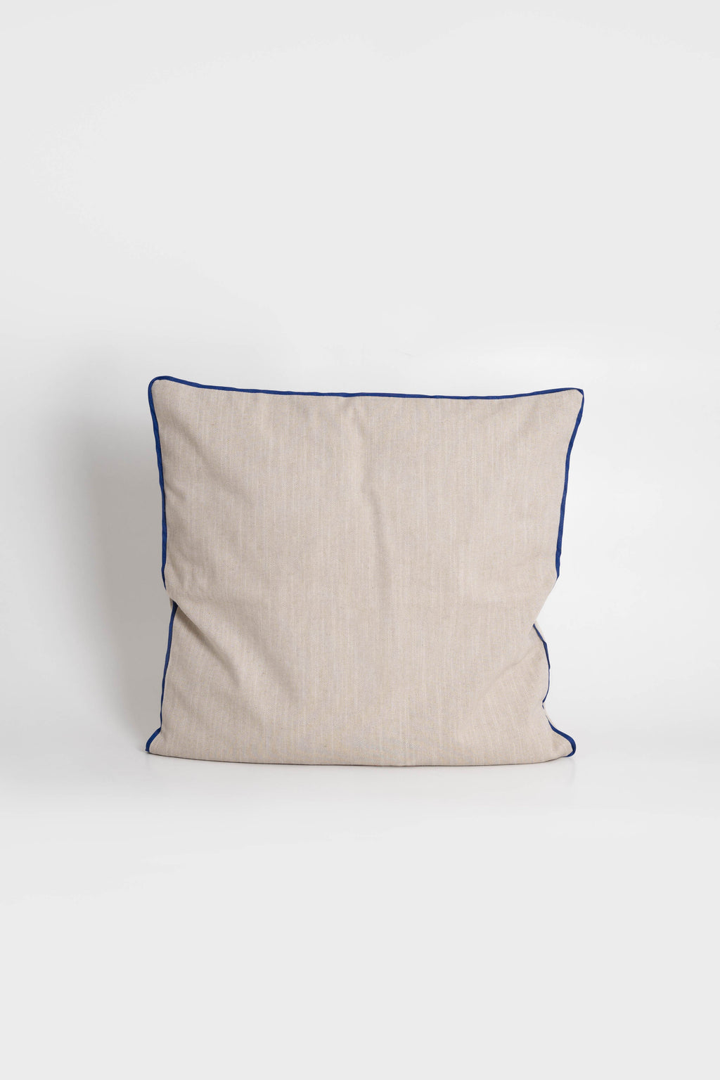 Cotton cushion cover with elegant blue border detail, made from soft, durable fabric. Ideal for adding a minimalist and timeless design to your home decor.Made in Portugal.