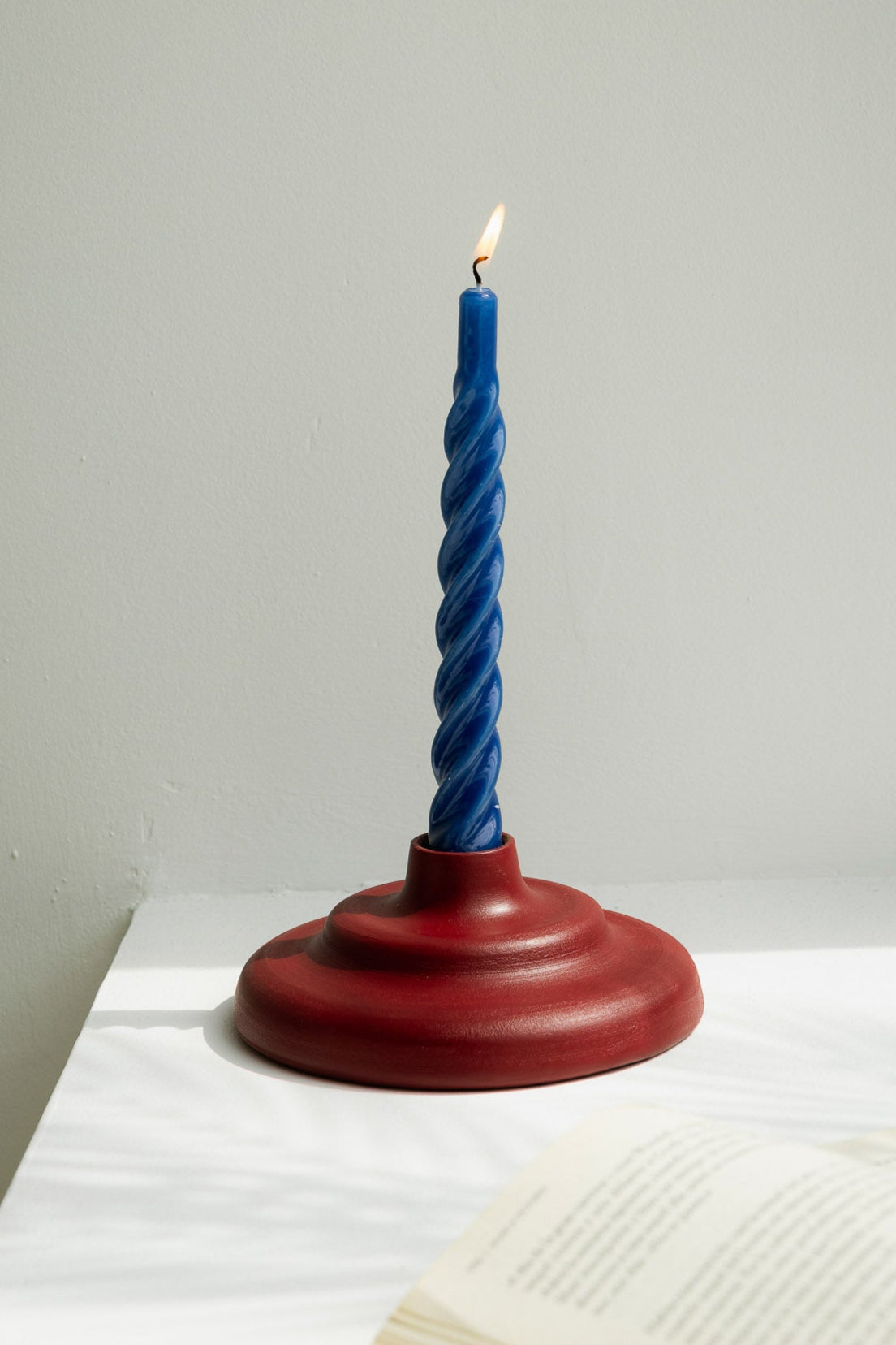 Tide Candle Holder
