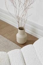 sado vase, decorative vase for timeless decor and contemporary homes.