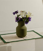 Individual de mesa com borda em contraste