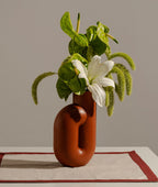 Individual de mesa com borda em contraste